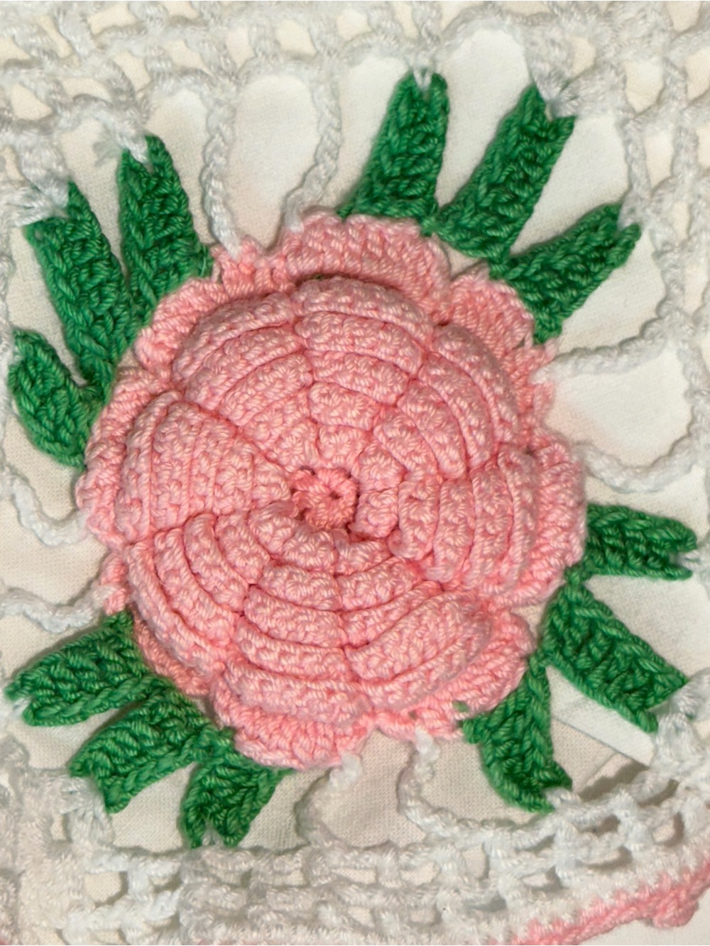 2 Vintage White Pillowcase with Pink Rose Crochet Trim - Picture 3 of 3